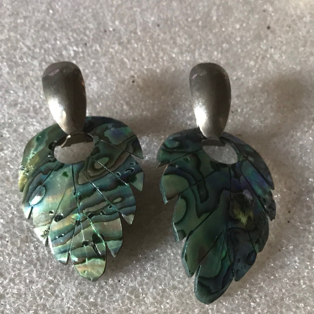 Elegant Silver and Green Leaf abalone Earrings
